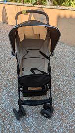 Passeggino usato ma ancora utilizzabile
