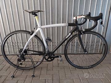 Cinelli full carbon bici da corsa