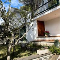 Camera singola, matrimoniale o tripla in villa