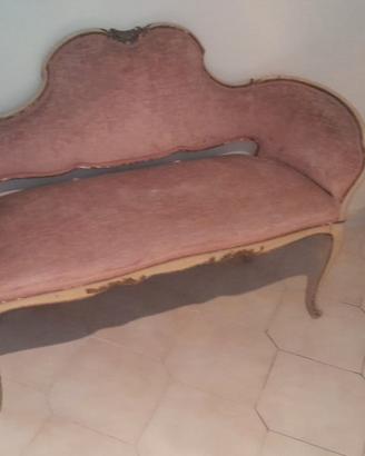 Divanetto antico 