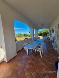 Villa con giardino