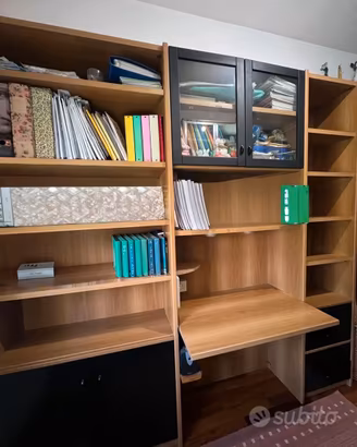 LIBRERIA IN LEGNO CON SCRIVANIA