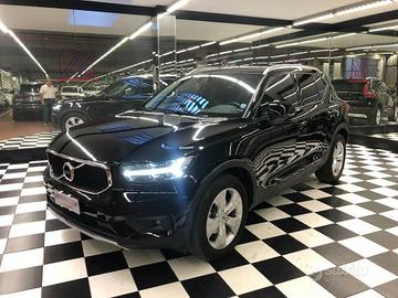 VOLVO XC40 T3 Geartronic Momentum