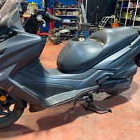 Smembro Ricambi kymco XTown 300