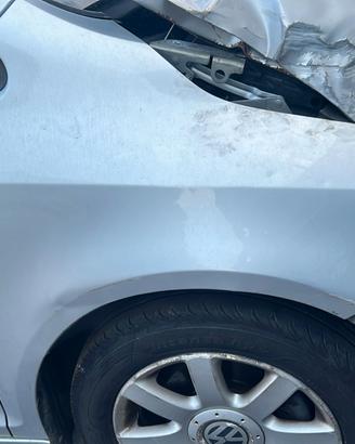 Parafango anteriore dx vw golf 5 plus