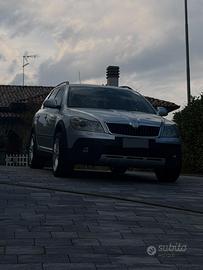 Skoda Octavia Scout 4x4 2.0