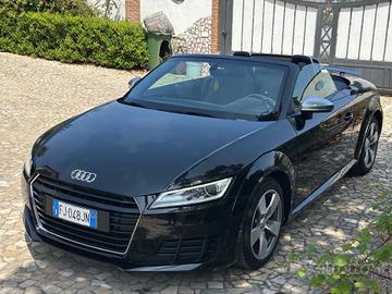 Audi TT Roadster 2.0 TDI 184CV ultra Design 2016