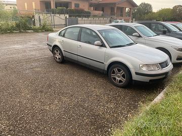 Volkswagen Passat 1.8 turbo nuova