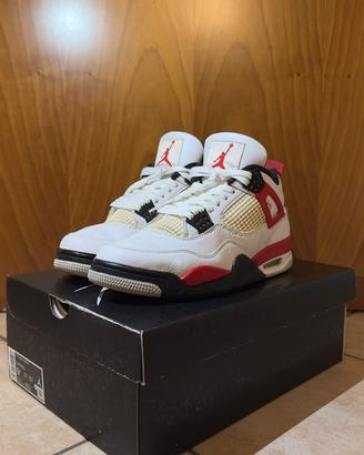 Jordan 4 retro Red Cement