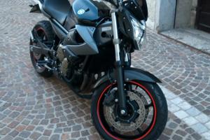 Yamaha xj6 