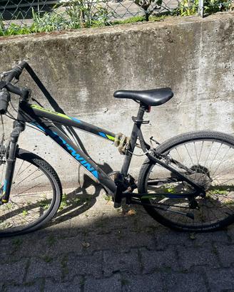 Mountain Bike B-Twin