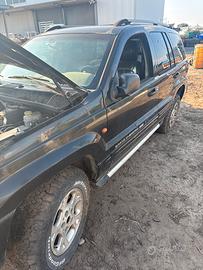 Jeep Cherokeee