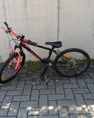 Bicicletta per ragazzi con età 7-10 anni