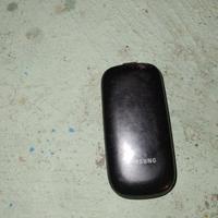 Telefono a conchiglia Samsung vintage GT-E1270