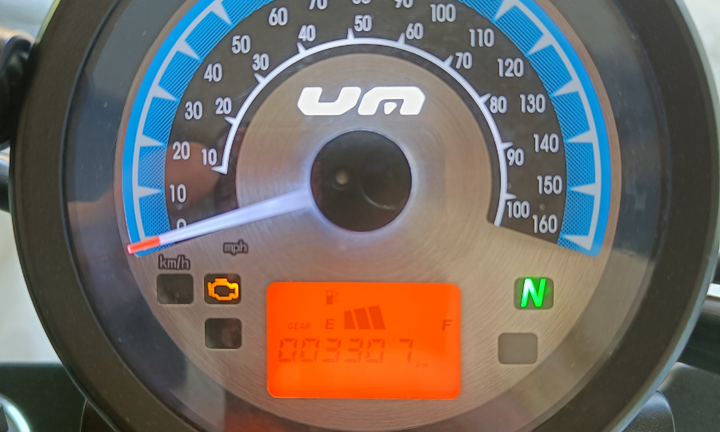 Moto custom UM Renegade Sport 125