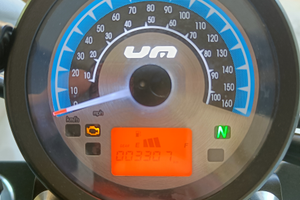 Moto custom UM Renegade Sport 125