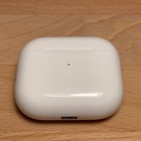 Apple MagSafe Charging Case