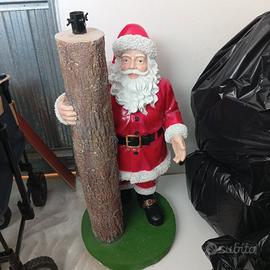 Albero  natale e palla luminosa
