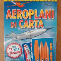 Libro per costruire i tuoi aereoplani di carta 