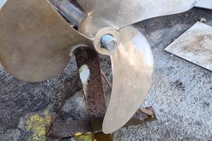 eliche, timoni radice e assi 