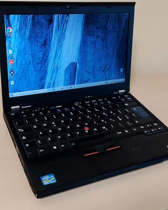 Lenovo Thinkpad 12.5" X220 core i5/8gb/win10