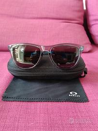 occhiali da sole Oakley OO9245 
