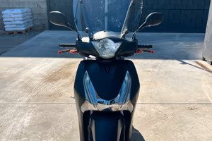 Honda SH125i Sporty 2016  prezzo 1800 TRATTABILE