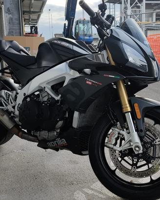 aprilia tuono v4RR 2019