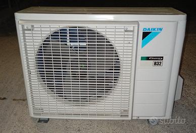 DAIKIN R32 Inverter mono anno 2018 completo 