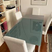 Tavolo rettangolare allungabile