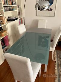 Tavolo rettangolare allungabile