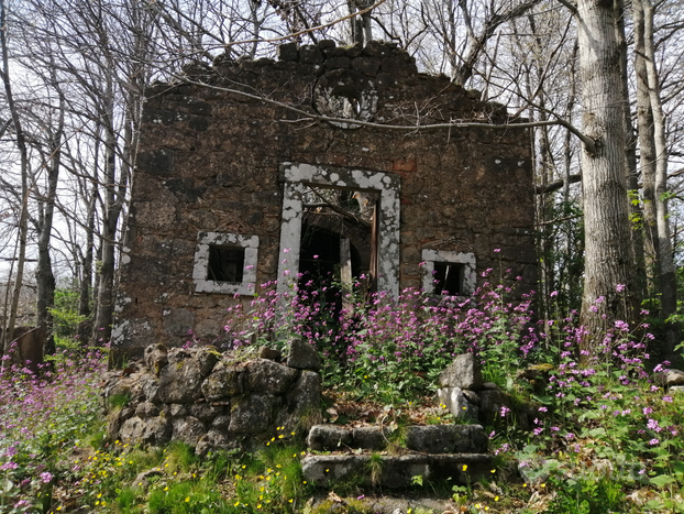 Rudere a 600 mt da Santa Fiora (monte Amiata)