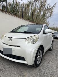 Toyota iQ 1.0 Multidrive versione Lancio