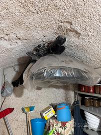 Porta oggetti per auto