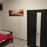 Prestigioso 200mq: 4 Camere con TV/Clima