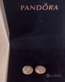 Orecchini Pandora a lobo