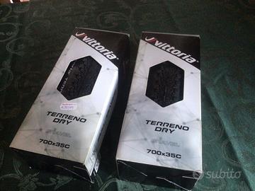 Pneumatici gravel Vittoria Terreno Dry 35mm