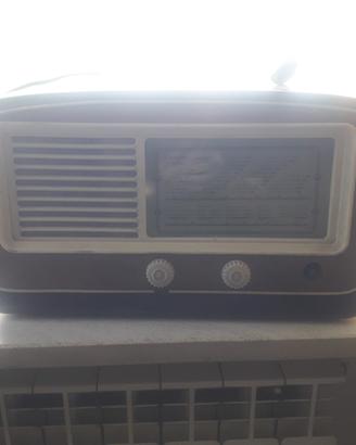 Radio d'epoca Siemens a valvole