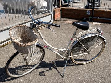 Bici Donna 26 City Bike Vintage con Cestino