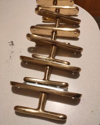 7 maniglie per finestre in ottone