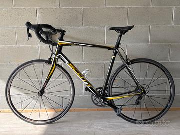 Bici da strada Scott CR1 Comp Taglia L