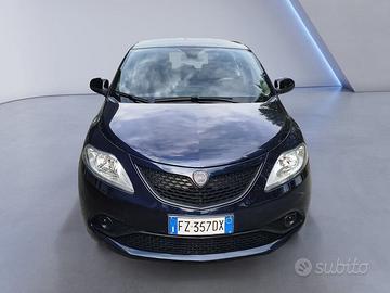 Lancia Ypsilon 1.2 69 CV 5P S&S Gold