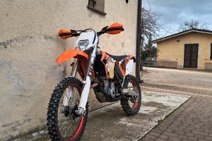 moto KTM 
