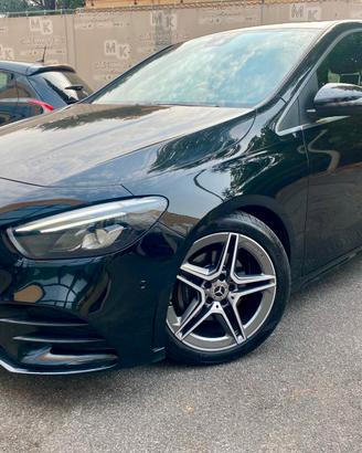 Mercedes-benz B 180 d AMG Premium TAGL. UFFICIALI