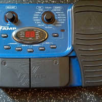 Pedaliera multi-effetti Behringer X V-Amp LX1-X