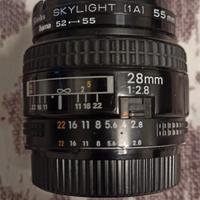 NIKON 28 m.m F2,8 