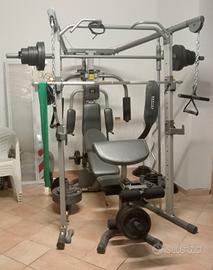 Palestra multifunzione con pesi e accessori