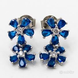 Orecchini Chimera in argento 925 con zirconi blu e