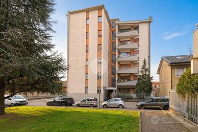 3 LOCALI A BUSTO ARSIZIO