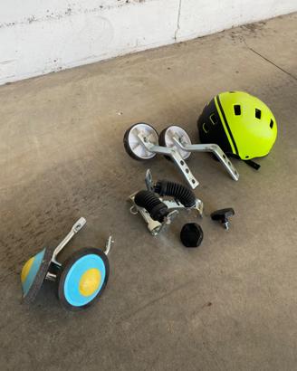 2 paia Rotelle laterali bici, casco bici